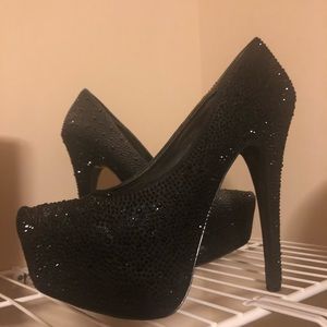 Steve Madden pumps